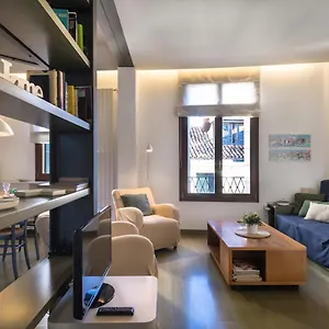 Mansardina - 1 Min From Accademia - Duplex Stylish And Cosy Apartamento Veneza