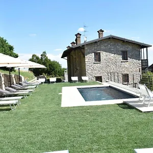  Country house Cascina Belvedi Italy