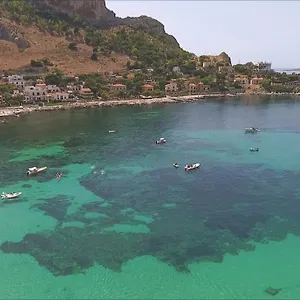  Holiday home Palermo Mare Holidays Italy