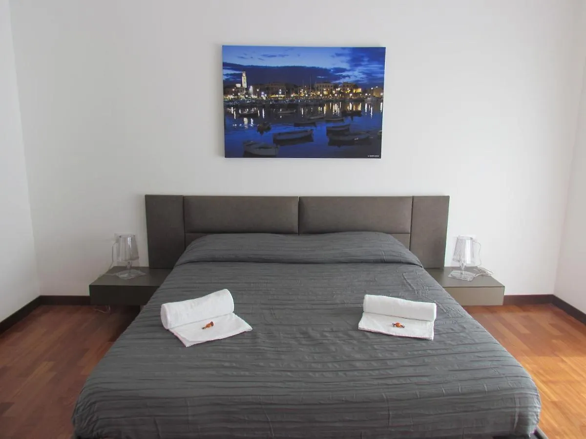 Room 56 - Le Dimore Bari 0*,